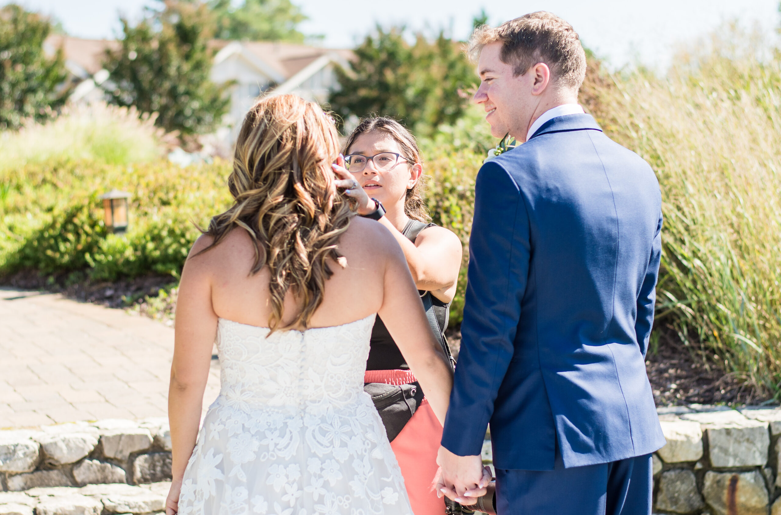 Maryland wedding photographer posing couple for portraits