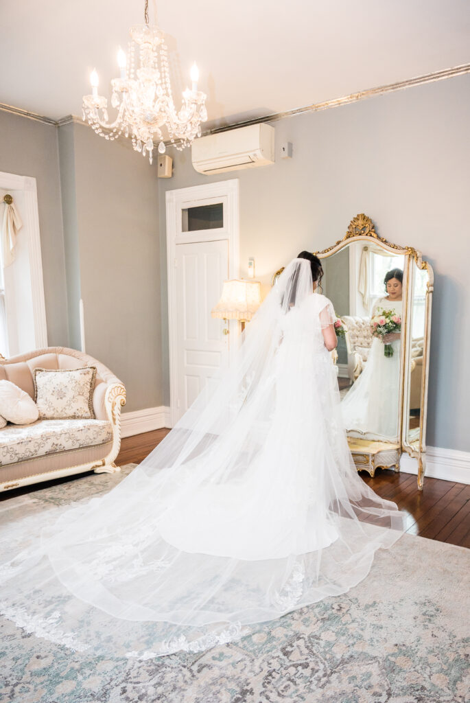Bright and spacious bridal suite at Ceresville Mansion in Frederick, Maryland.