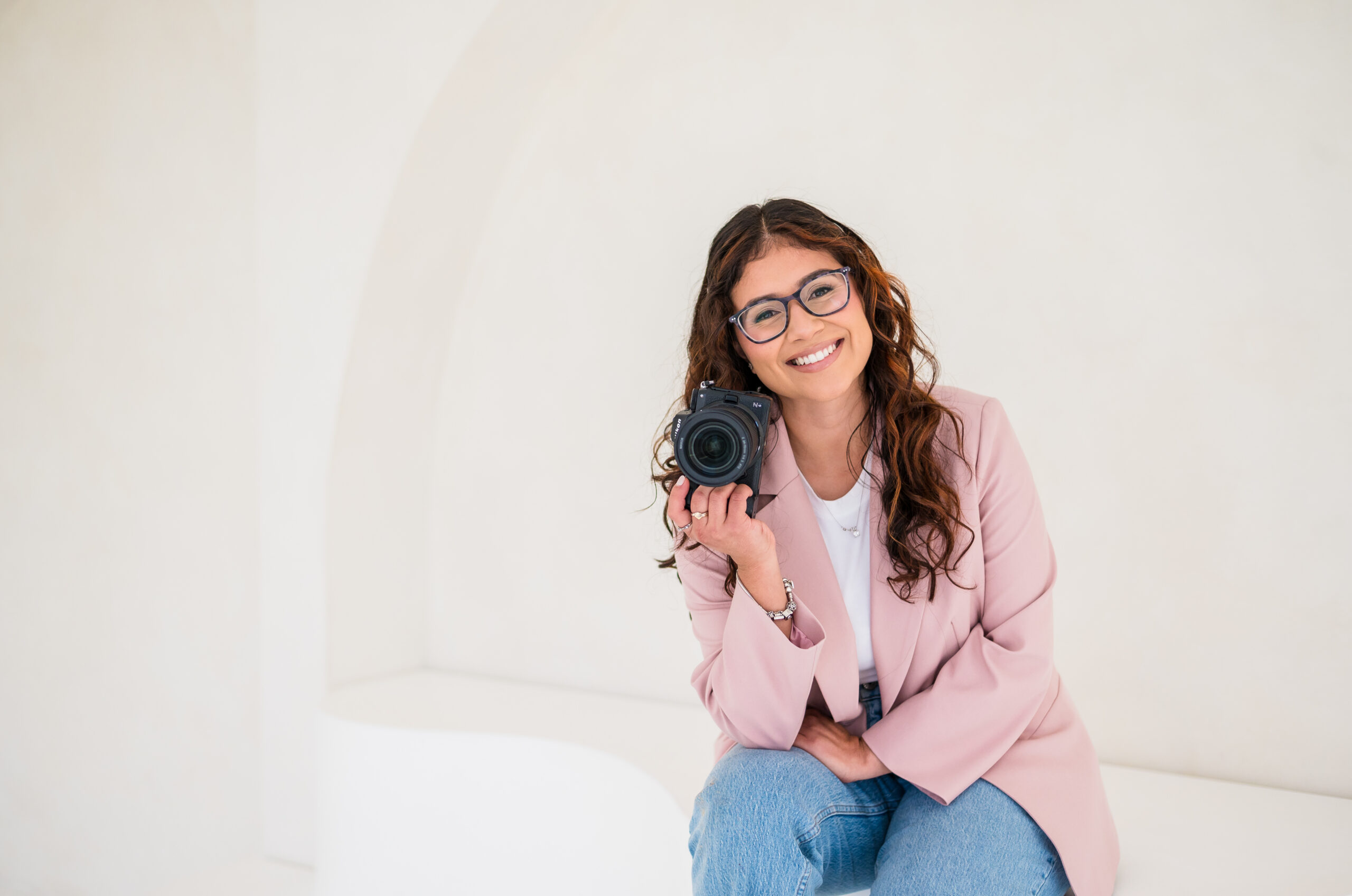Maryland wedding photographer serving couples with a stress free and joyful experience